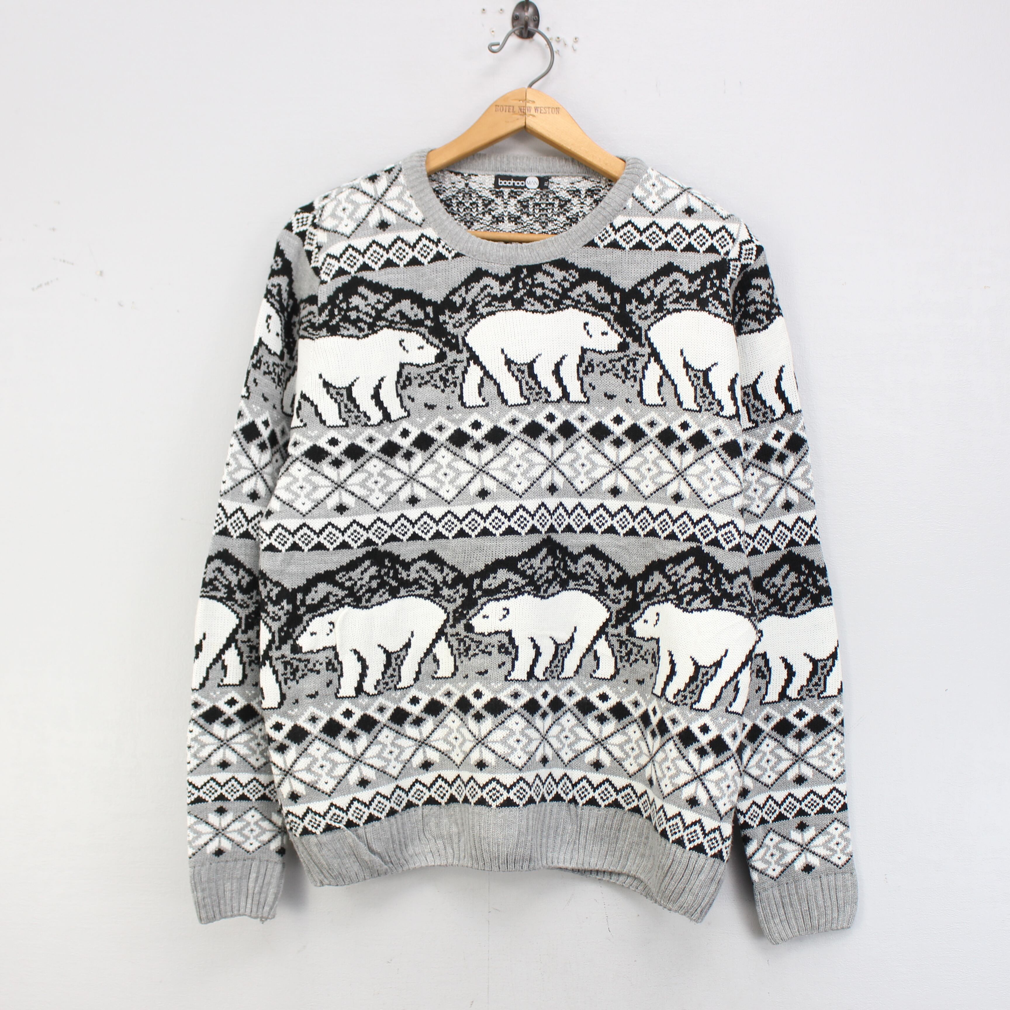 USA VINTAGE boohoo WHITE BEAR DESIGN NORDIC PATTERNED OVER KNIT