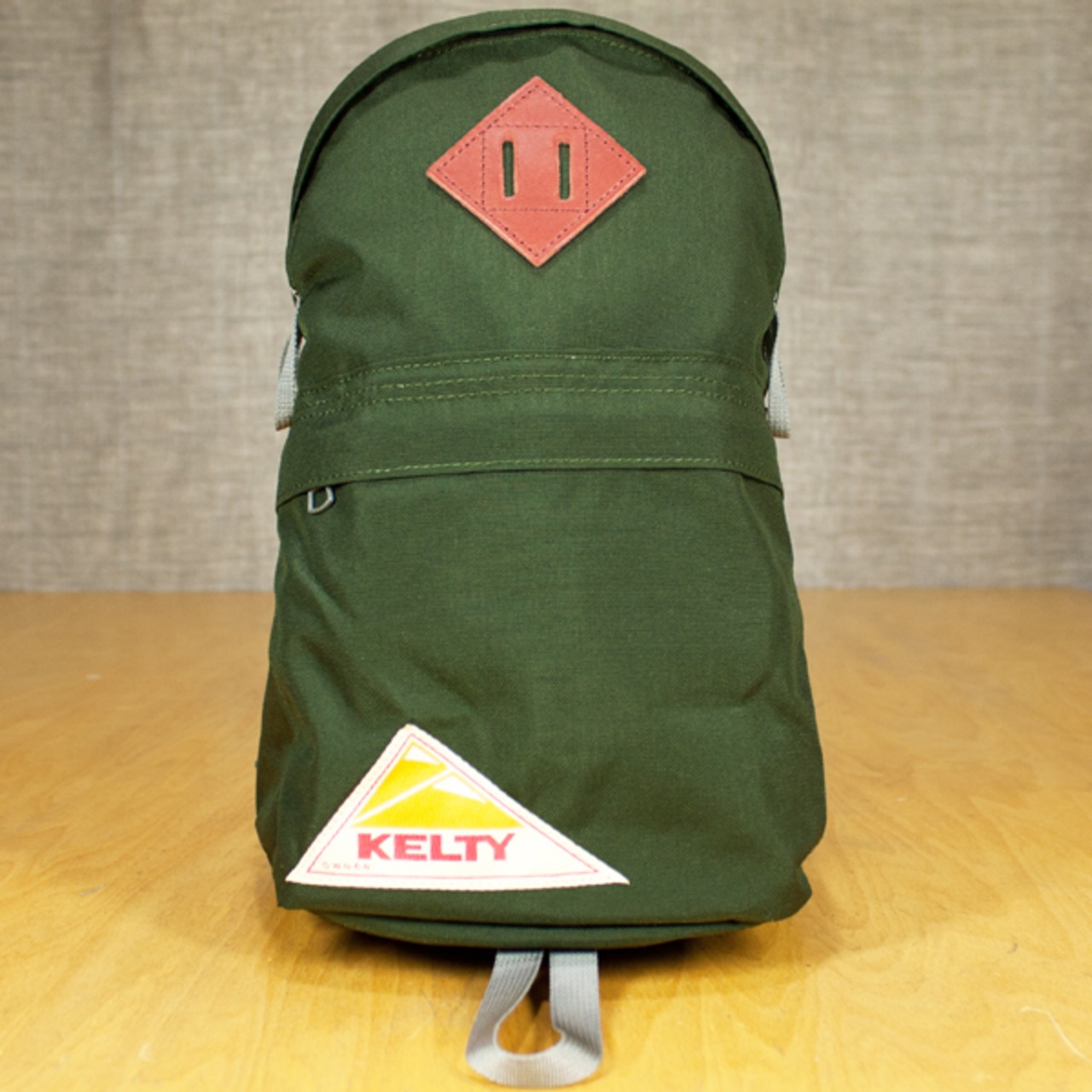 ［KELTY］ミニチャイルドデイパック｜OLIVE