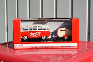 【ワケ有り特価30%OFF！！】コカ・コーラ Miniature Car 1962 VW Samba Bus 1/43スケール ワーゲンバス
