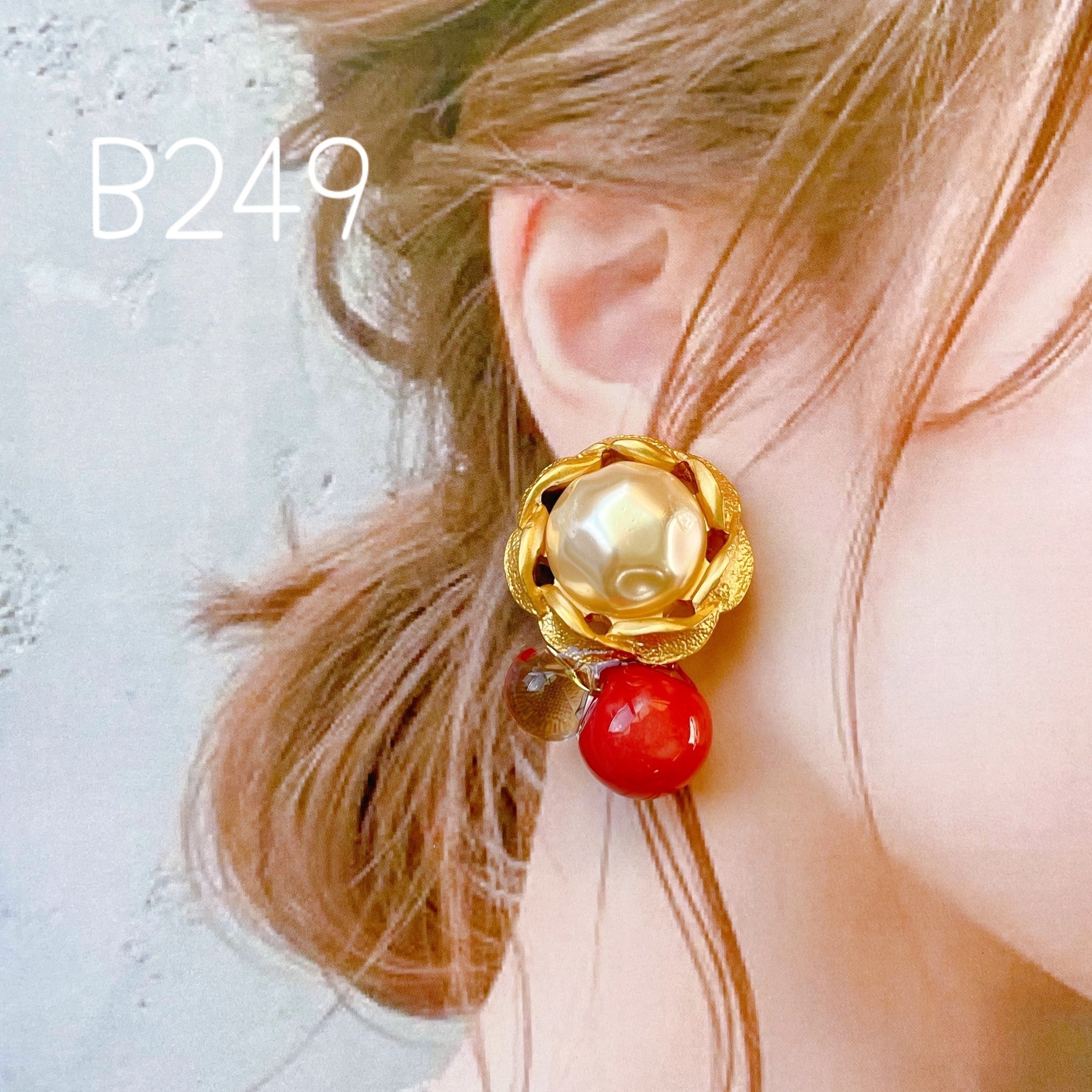 B078…2way 赤×フリンジ タッセル イヤリングorピアス | pocarina