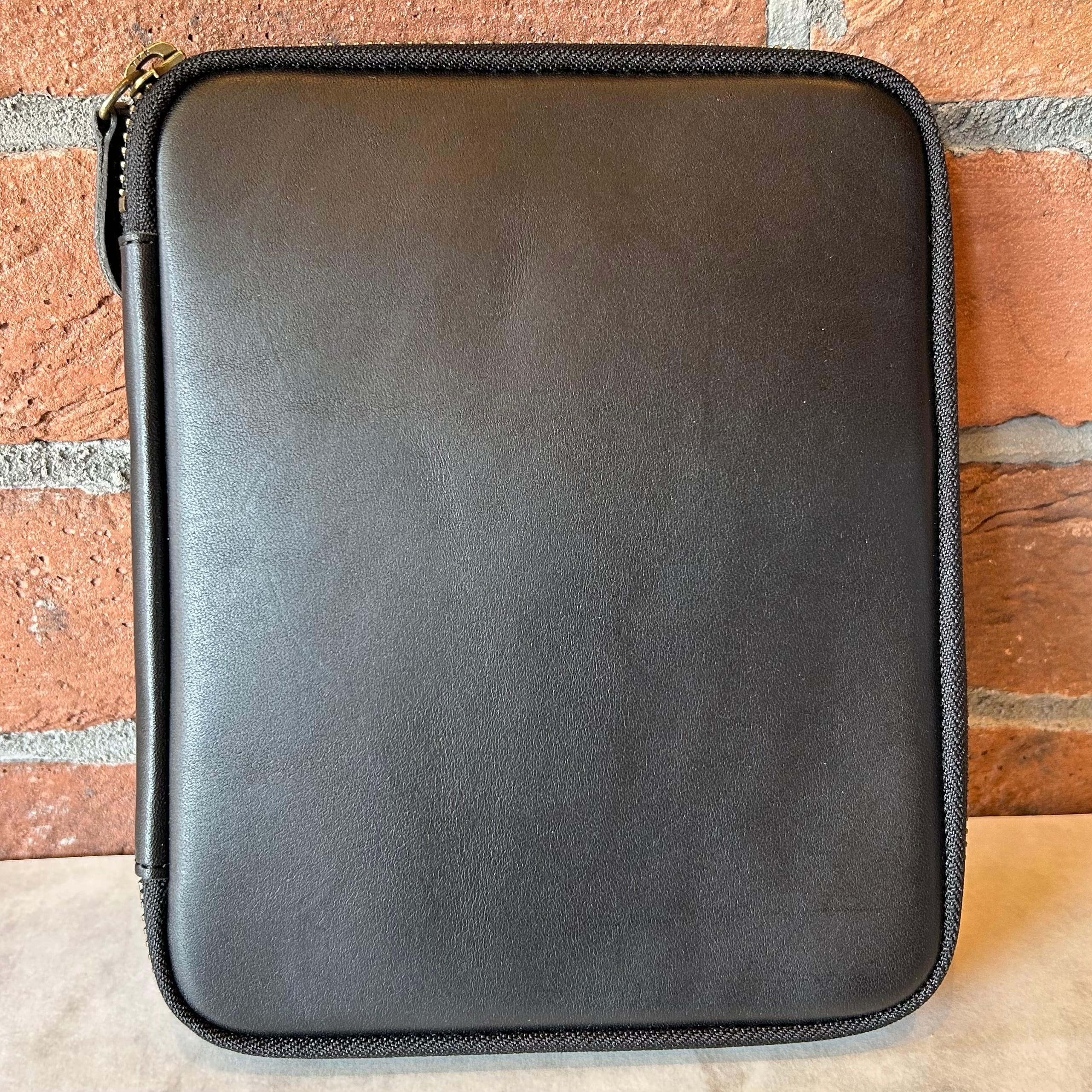 ＆Liebe「開くたび、ときめく 文具ポーチ（栃木レザー）」／5本差し