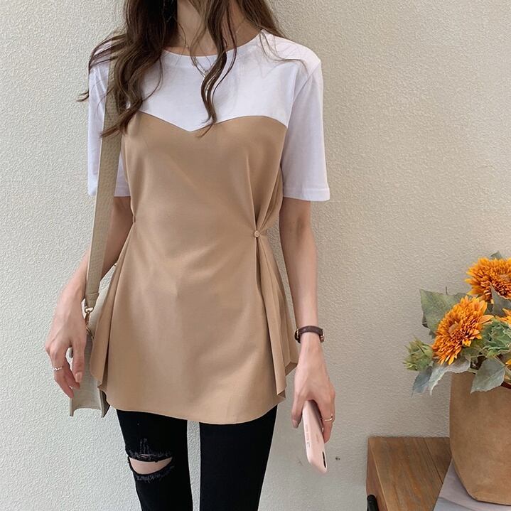 トップス レディース Tシャツ 2カラー M L XL 2XL ブラック アプリコット カラバリ 2way 重ね着風 フェイクレイヤード 半袖 無地 バイカラー ラウンドネック ボタン ユニーク ゆったり ハイウエスト スタイルアップ 体型カバー シンプル カジュアル フェミニン キュート ガーリー 大人可愛い おしゃれ 普段使い デート お出かけ 女子会 休日 旅行 通勤 通学 着回し 送料無料 スタイル モテ サイズ展開豊富 大きいサイズ 10代 20代 30代 40代 春 夏 秋