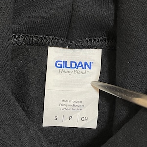 GILDAN パーカー イベント系 プルオーバー スウェット フーディー バックプリント 企業ロゴ S us古着