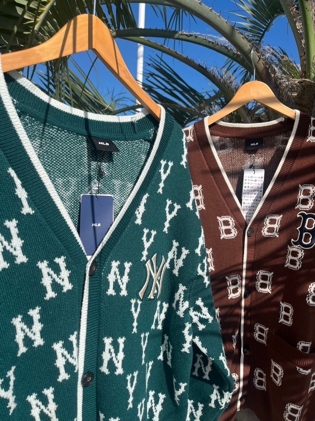 MLB ユニセックス総柄カーディガン¥32,000+tax(¥35200)