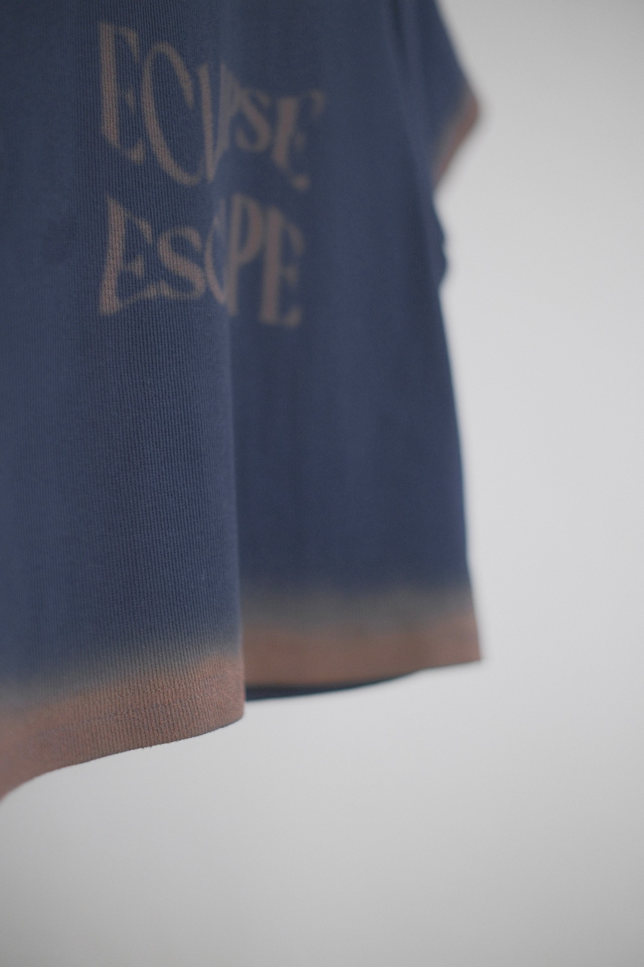 Shadow Cropped T-Shirt / NAVY - 3