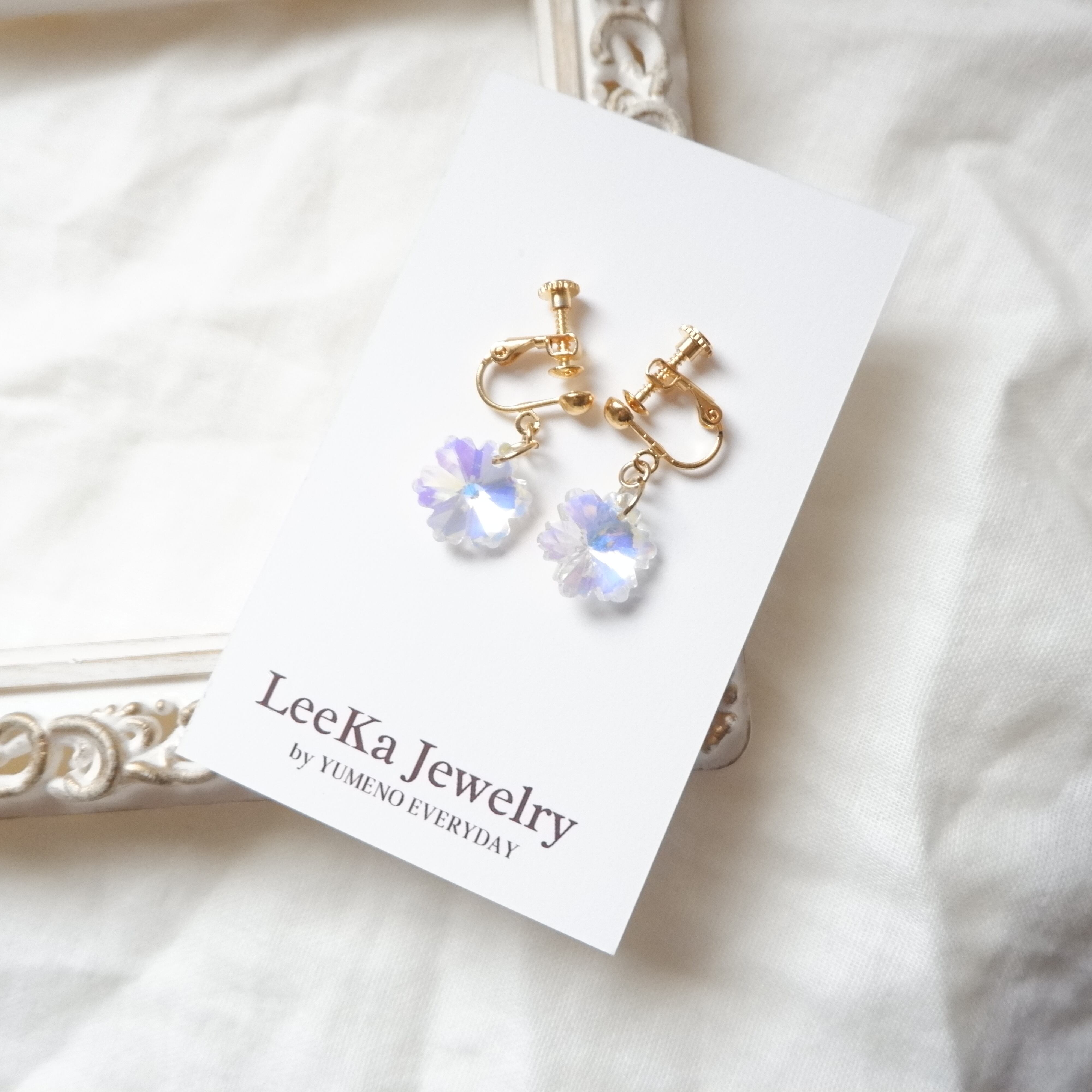 キラキラ雪の結晶ハートレジンヘアゴム