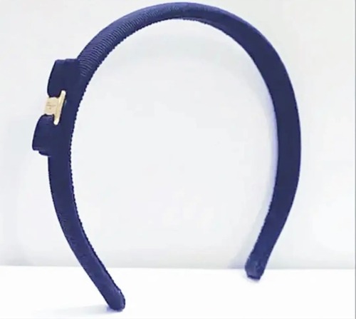 美品◆Salvatore Ferragamo サルヴァトーレ・フェラガモ VARA ヴァラ スリム カチューシャ 紺◆ フェラガモ定番カチューシャのスリムモデル
