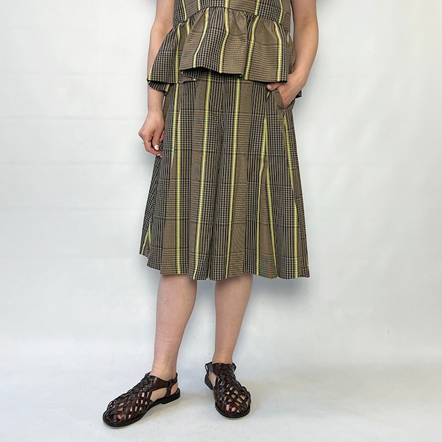 HeRIN.CYE へリンドットサイ Flare half pants 530JSM31-0111 2026春夏新作 [送料無料]