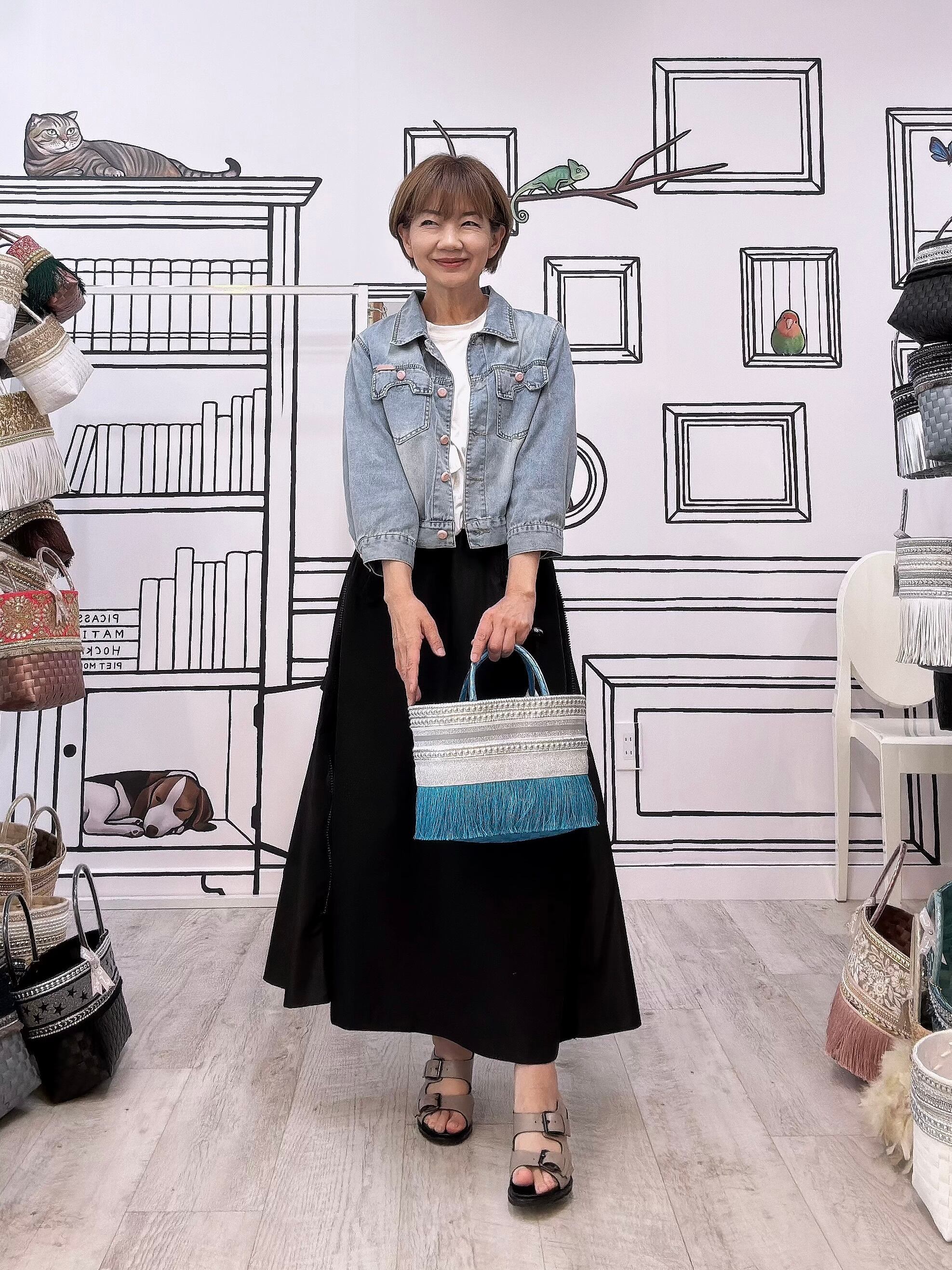 バック刺繍デニムジャケット