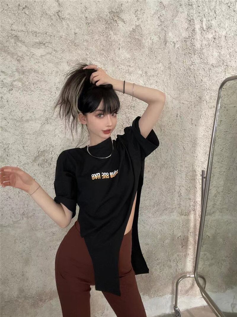 ブラックTシャツ サマールーズトップス コットン 夏物 ブラックストロベリース52443200960