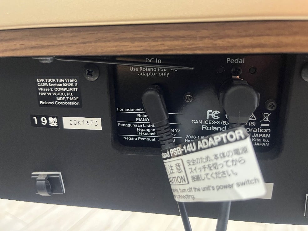 ☆90931【電子ピアノ】ROLAND KF10KW 19年製 | リユース専門店エプコ