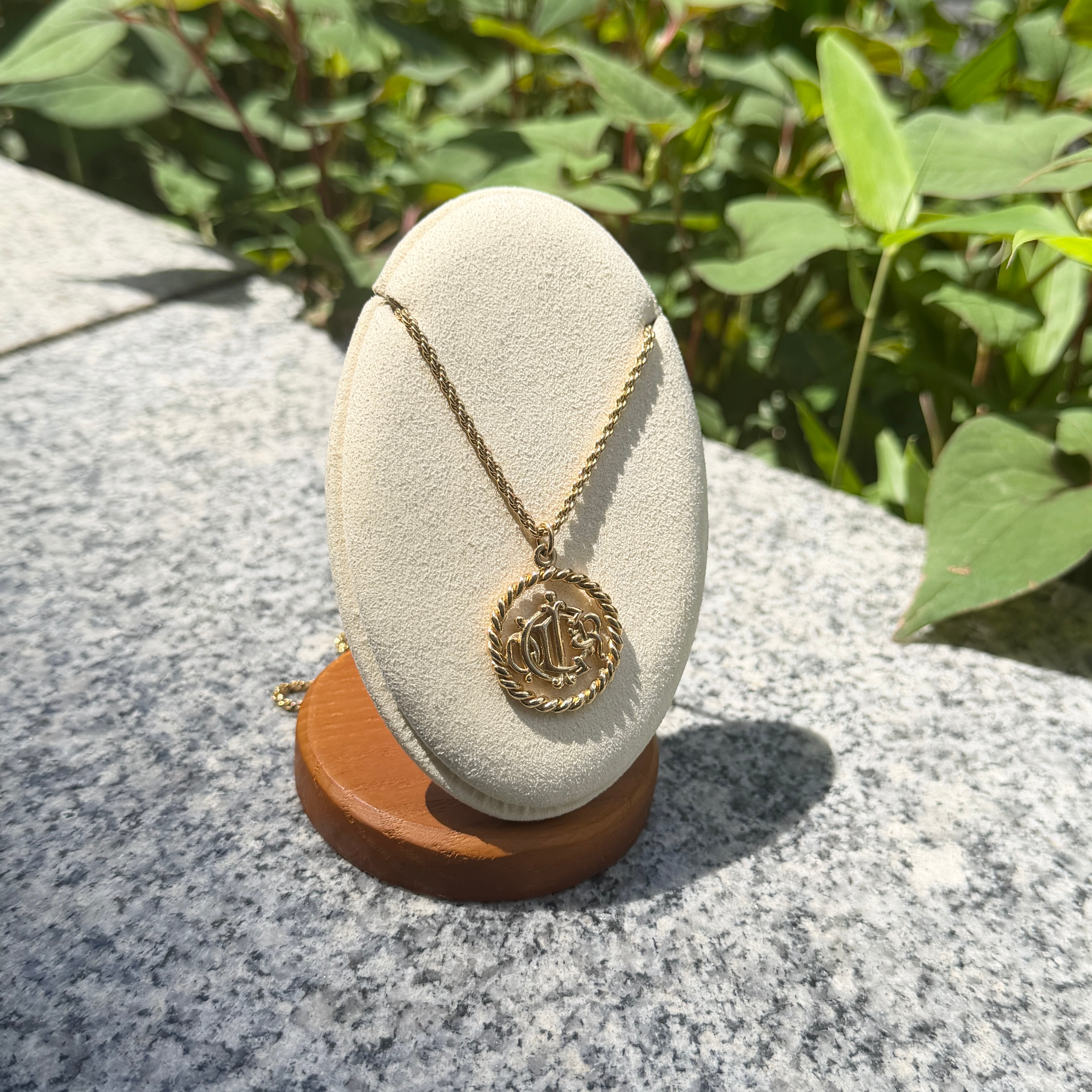Christian Dior necklace | CHIMI VINTAGE