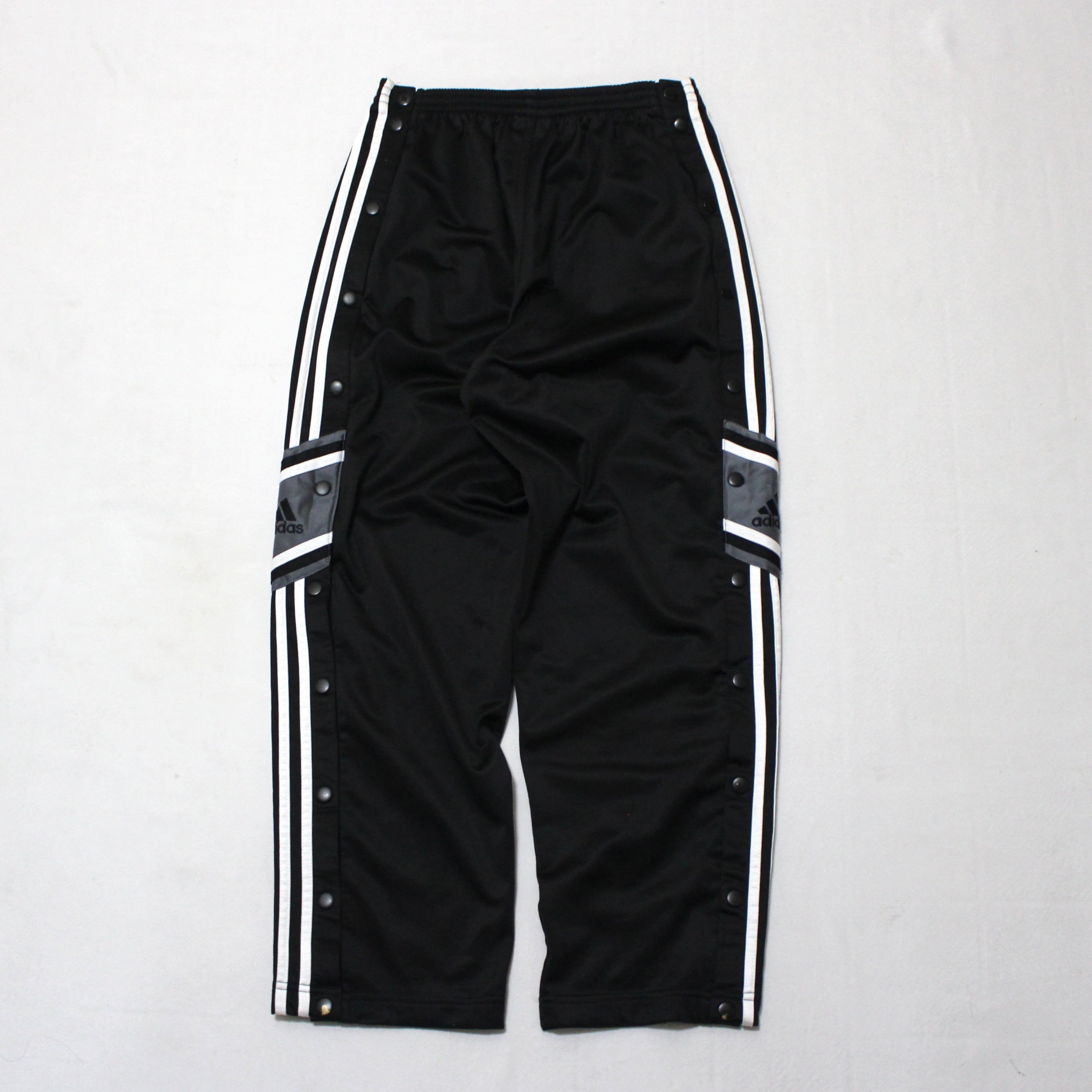 90s adidas サイド スナップボタンデザイン 3ストライプデザイン 90s adidas サイド スナップボタンデザイン 3ストライプデザイン