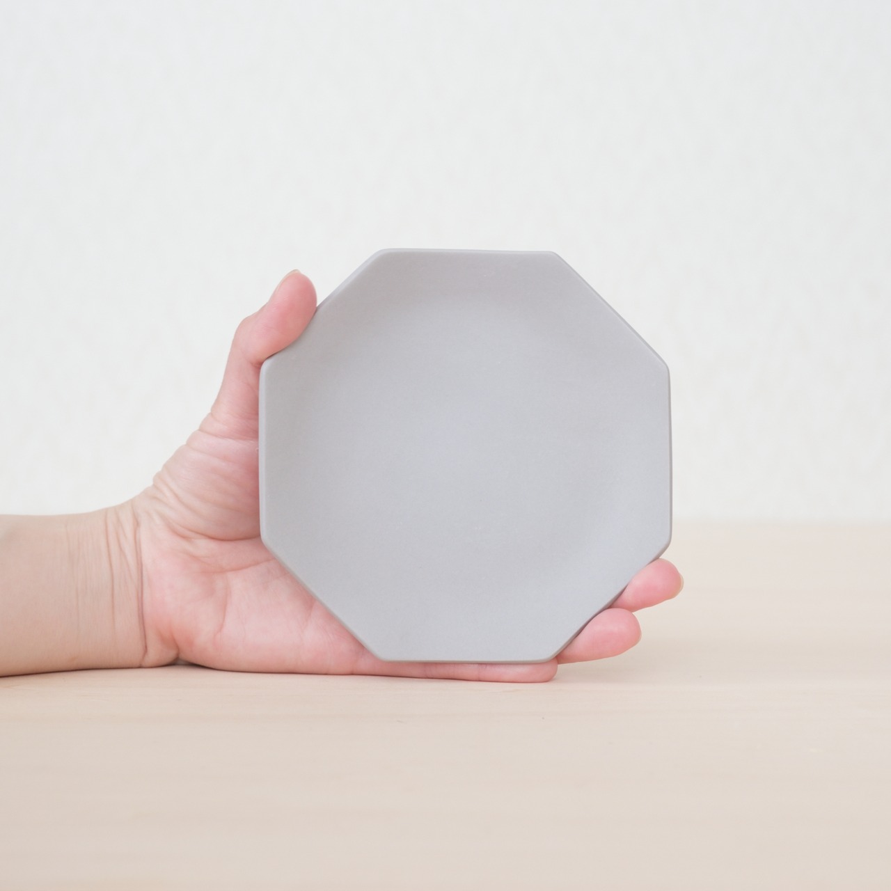 八角形のお皿2枚セット  リム付き11cm