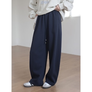 relaxy wide sweat pants