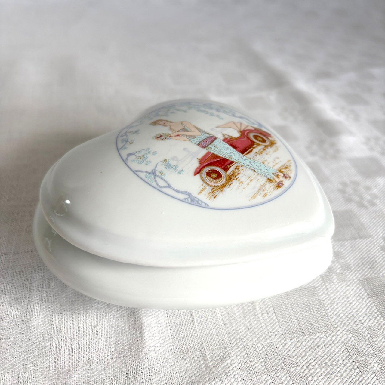 ハート型小物入れ　Limoges リモージュ　ボンボニエール　アールデコファッション　クラシックカー　12otek15