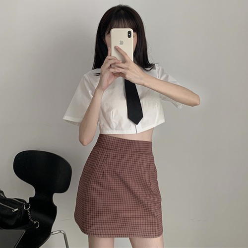 ✞ ショートシャツブラウストップス チェック柄スカート 今年流行☆ ✞ゴスロリ SM ミリ 甘ロリ クラロリ 和ロリ エレガント 黒ロリ 姫ロリ 華ロリ BB-BB7340759
