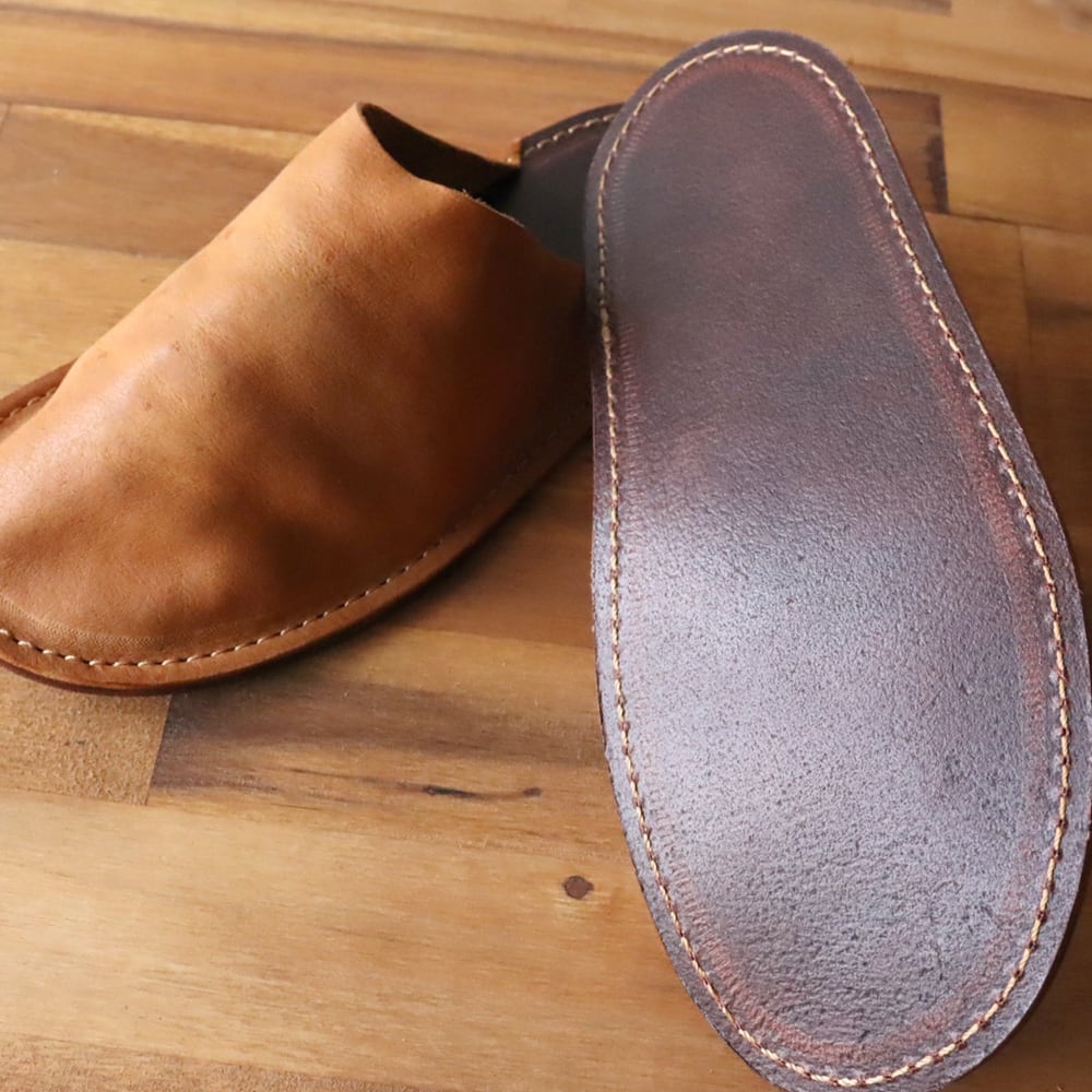 VAQUETA Natural ハンドメイド レザースリッパ ルームシューズ