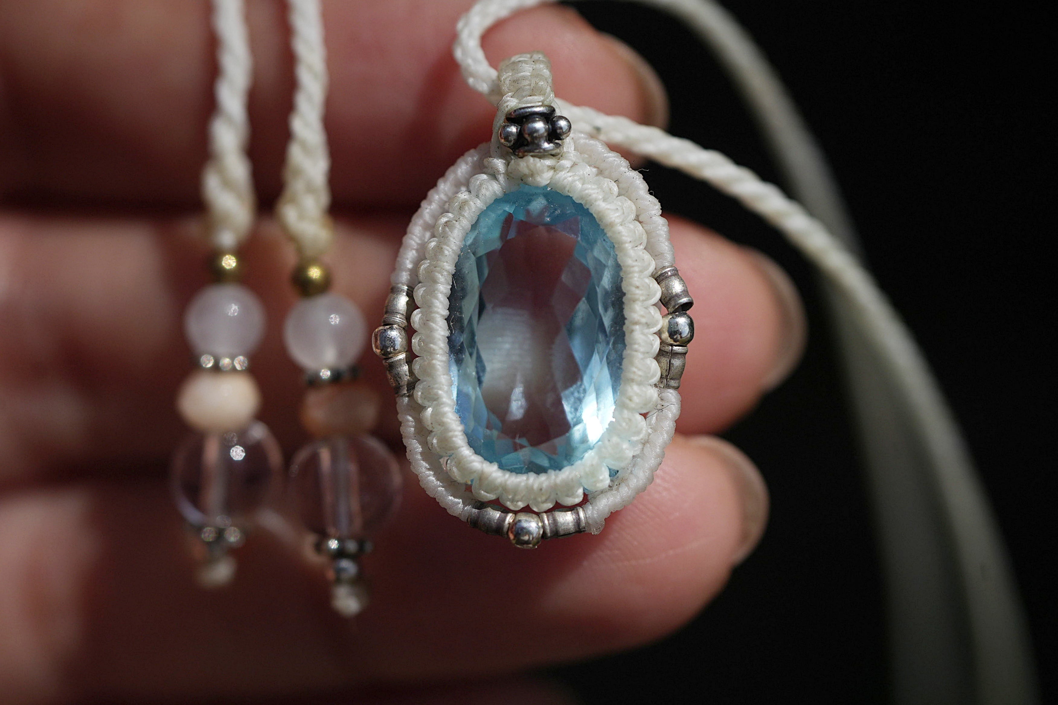 宝石★スイスブルー トパーズ マクラメネックレス 1877