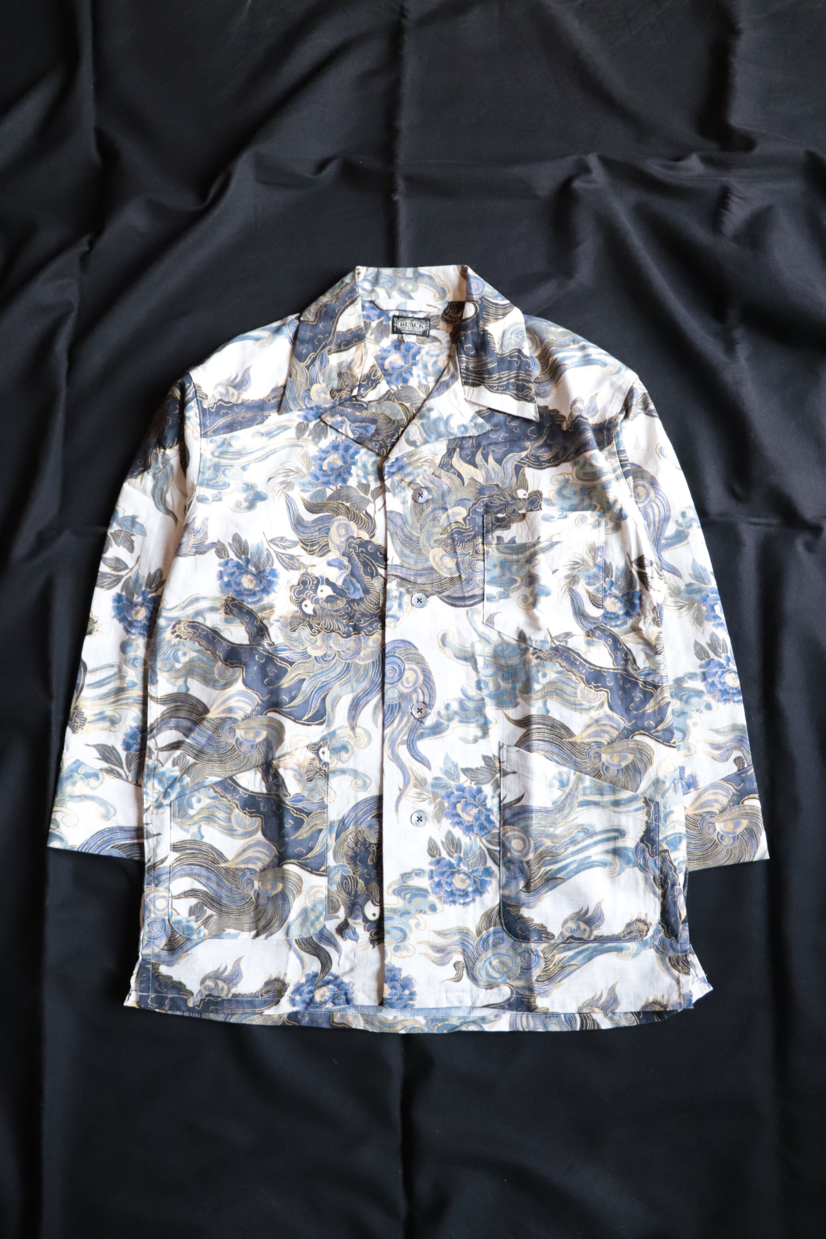 BLACK SIGN/ブラックサイン “Japanese Lion and Peony” Night Shirt / Salt White BSSL-26108