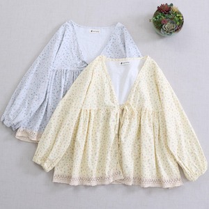 3色／Vネック小花柄ブラウス ・9344