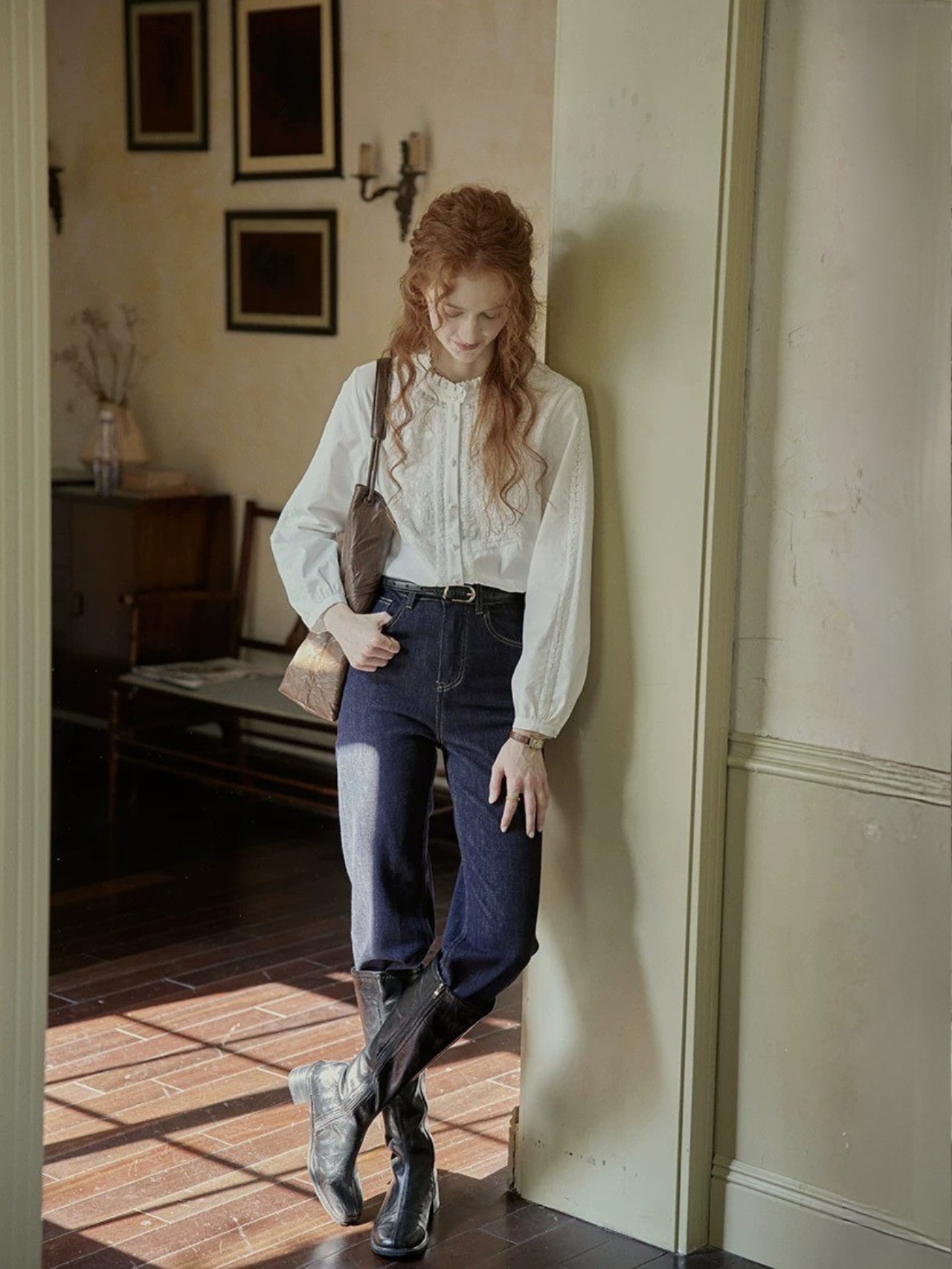 Ancienne Embroidery Frill Blouse F0825