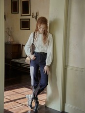 Ancienne Embroidery Frill Blouse F0825