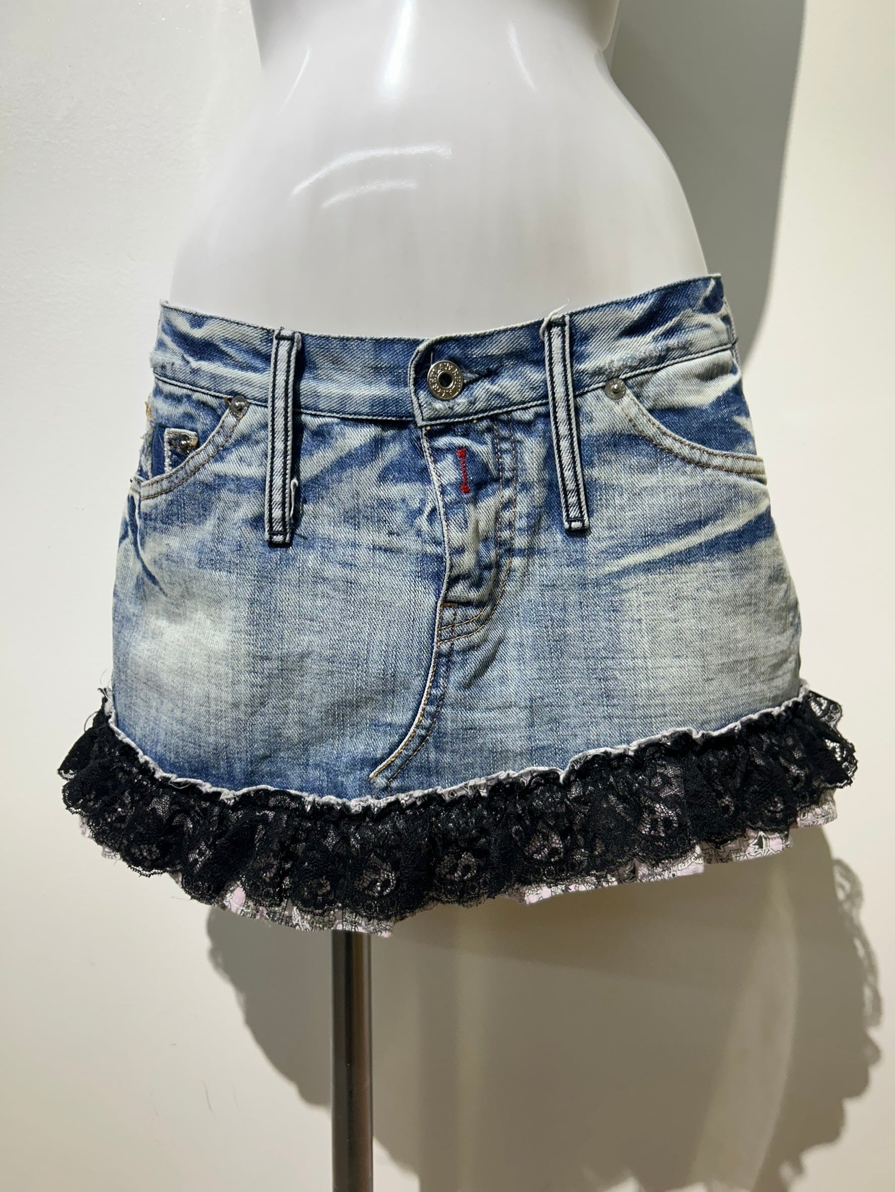 Denim skirt