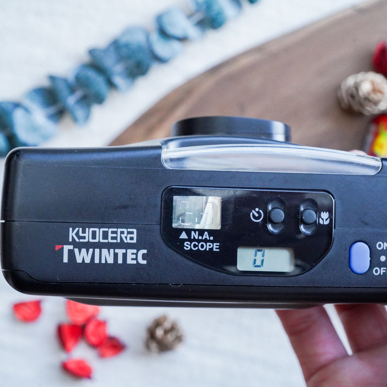 【Kyocera】twintec AF コンパクトで可愛いカメラ　ウエストファインダー付