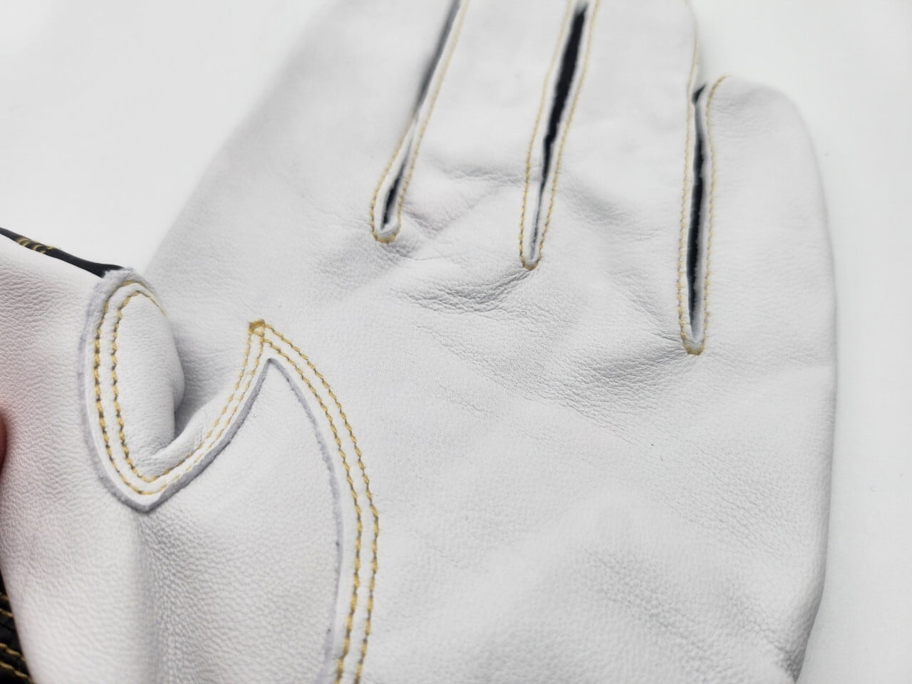 2025年NEWモデル バッティンググラブ ブラック シングルベルト | 野球