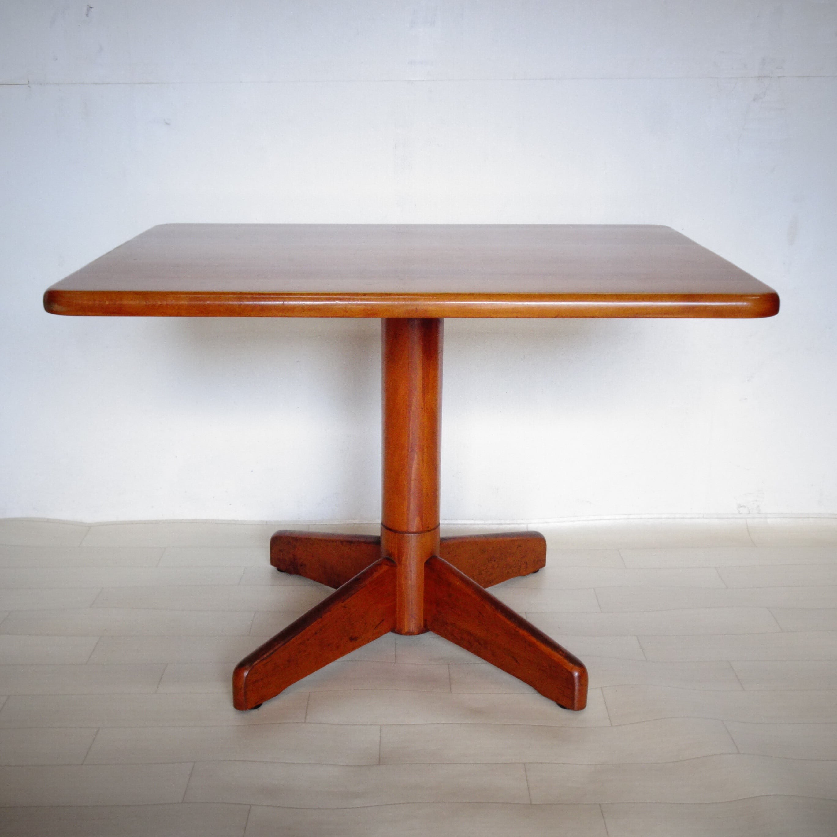 柏木工 ダイニングテーブル | 純喫茶家具の村田商會