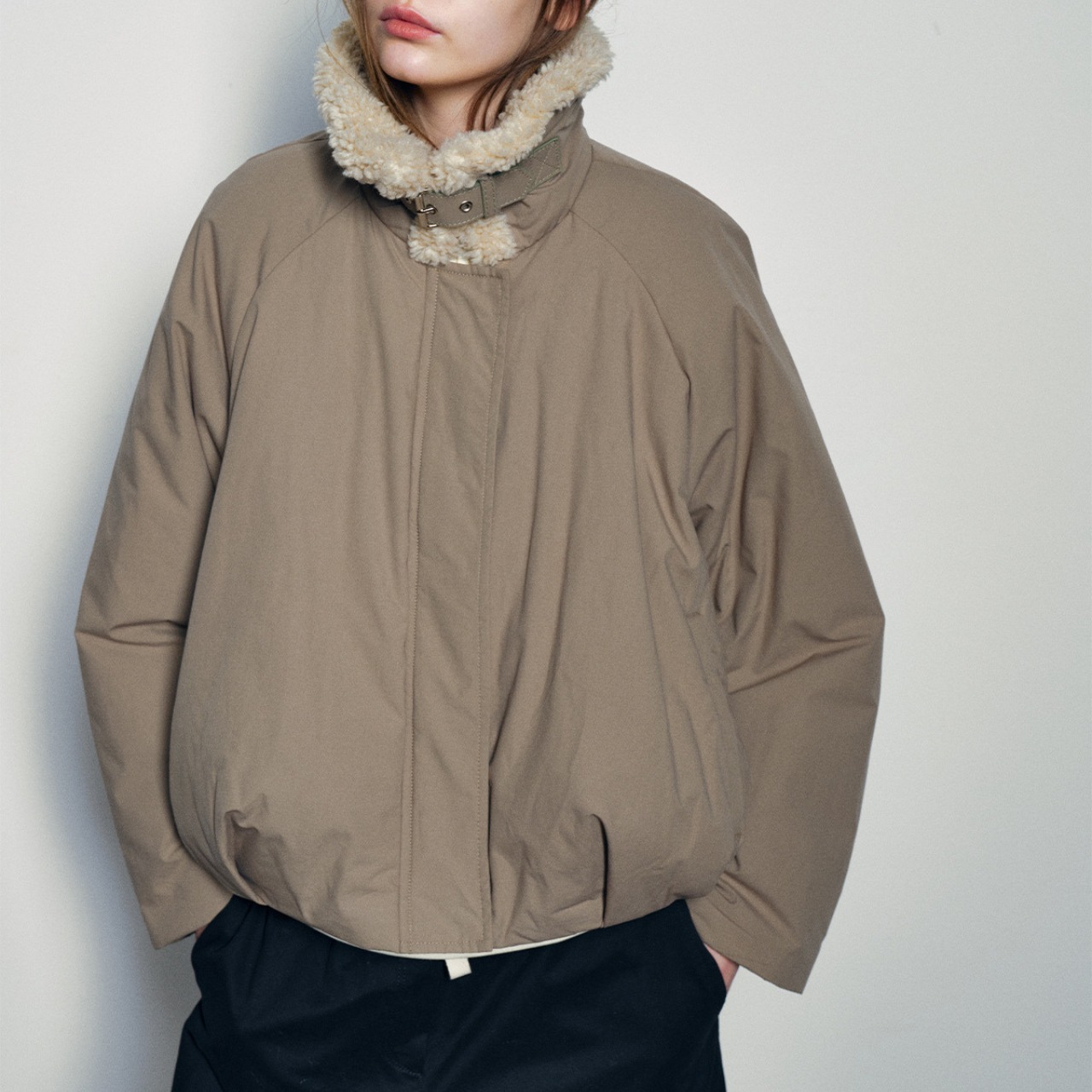 Boa Collar Short Jacket T3960