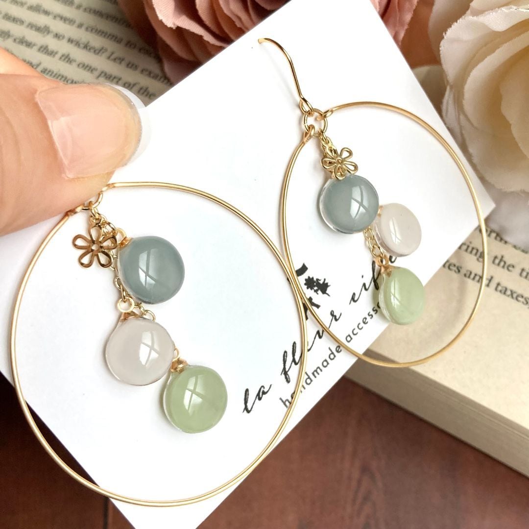 2299円 イヤリング ゆらゆら アイヒメヤマアジサイ