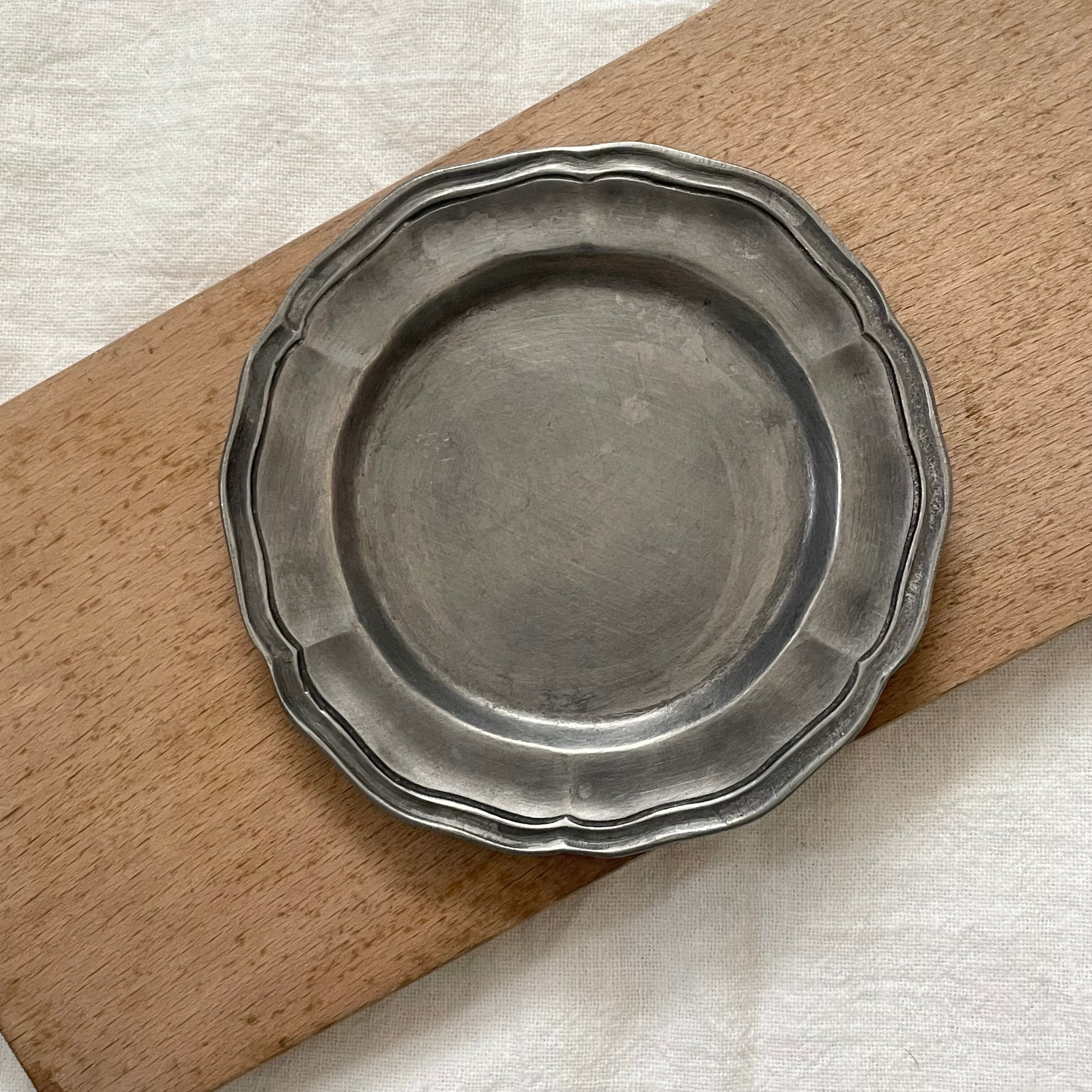 直径11.5㎝ ピューター花リムプレート2