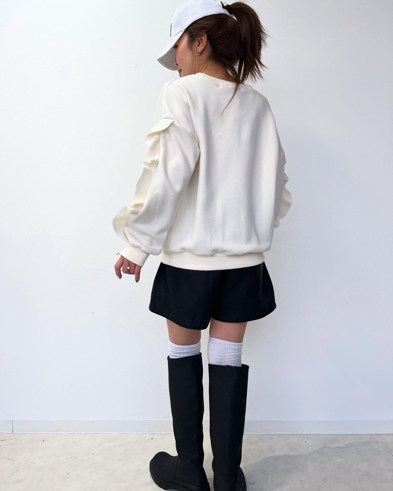 ミカーレミカーレ MICALLEMICALLE フリルスリーブプルオーバー