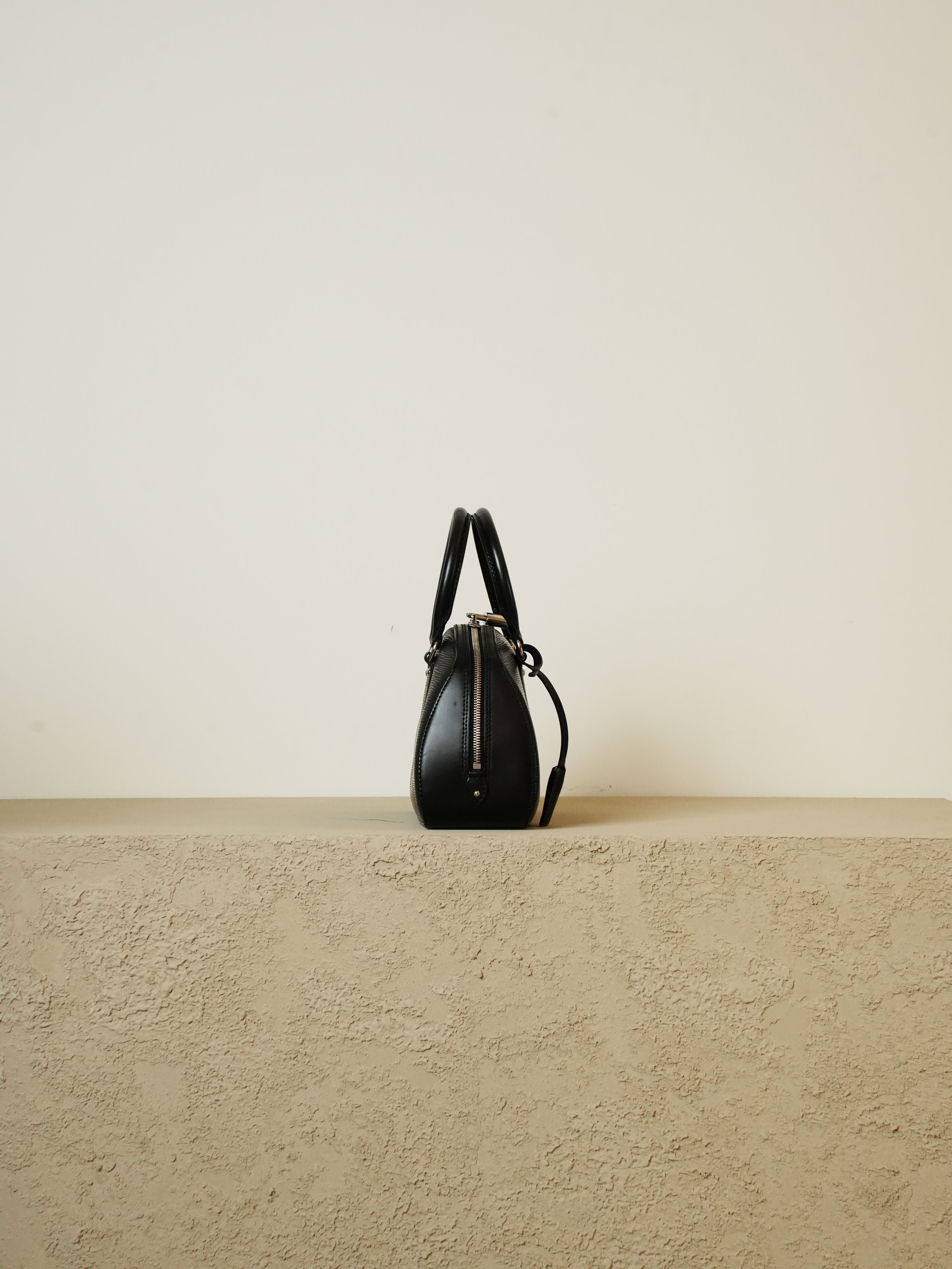 LOUIS VUITTON ルイ・ヴィトン エピ ジャスミン ハンドバッグ | Raum