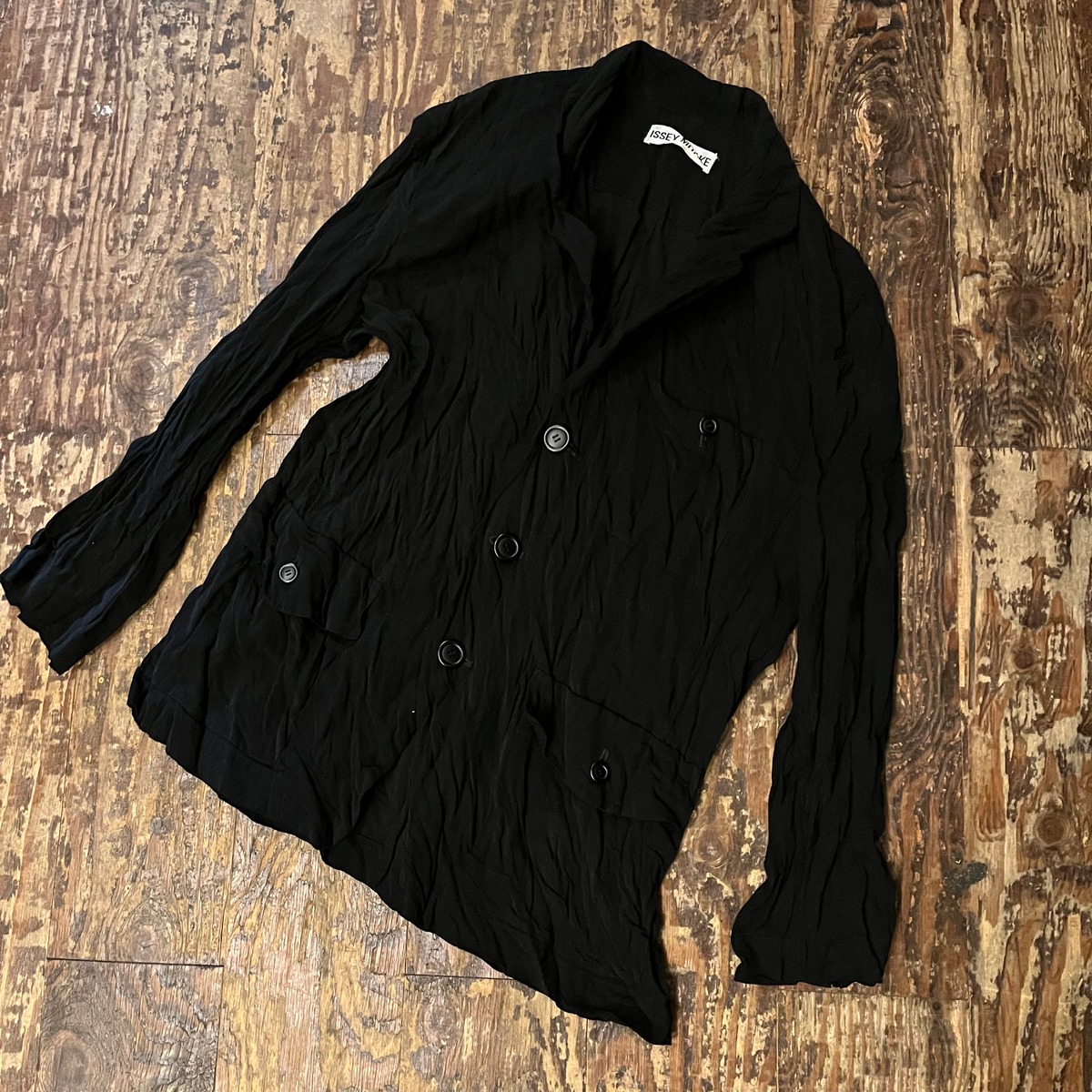 ISSEY MIYAKE イッセイミヤケ シワ加工ジャケット IM43-FD902 ブラック 