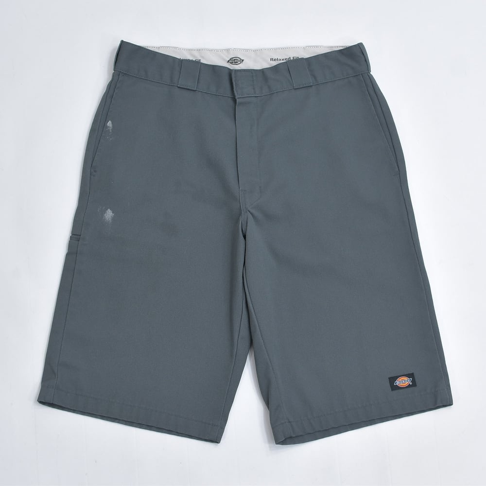 Dickies ディッキーズ リラックスフィット ワークショートパンツ 味のあるペイント汚れ ツールポケット付 ハーフパンツ チャコールグレー USED ヴィンテージ ビンテージ 古着 メンズ W34サイズ
