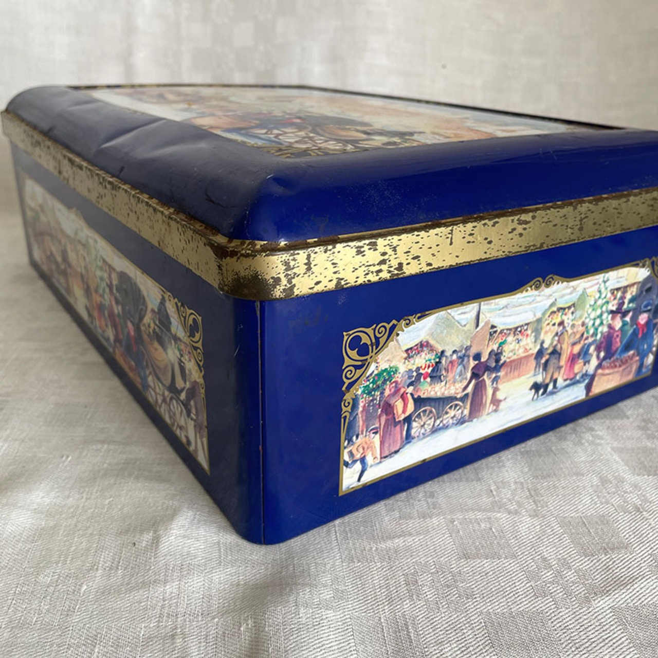 クリスマス　ビスケット缶　お菓子の缶　クリスマスマーケット（ドイツ） 12OTdk13