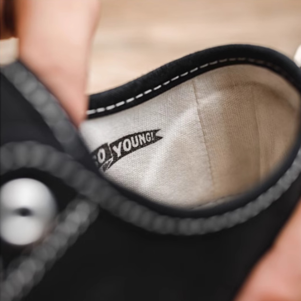 UKL トゥキャンバス S0002