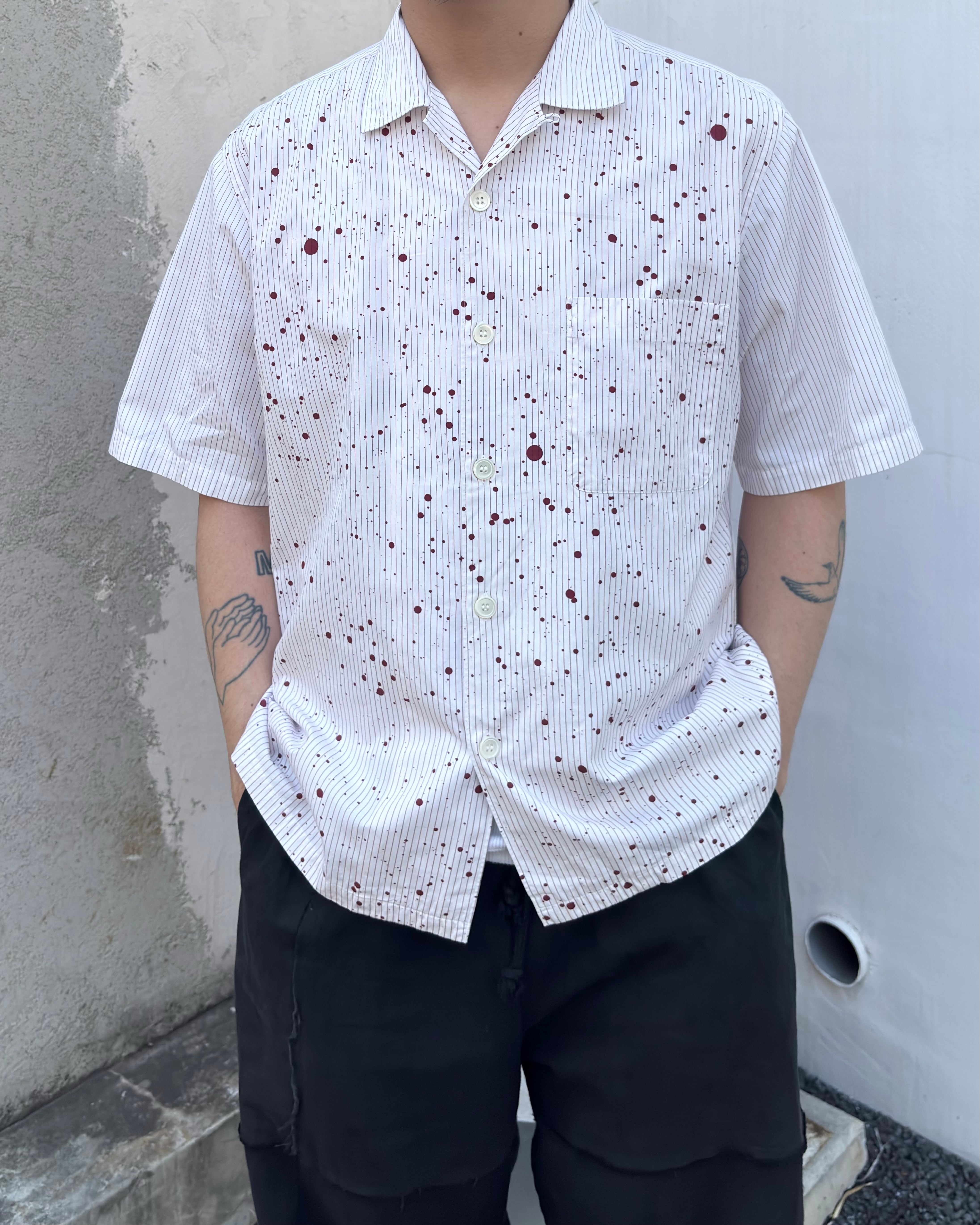 GARÇONS HOMME” Paint printed stripe cotton design S/S open collar
