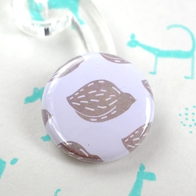 【CHIQON】ROUND 缶バッチ「うずら」