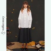 【2color】立体アートを纏う：キツネボタンの折り紙ブラウス C0174