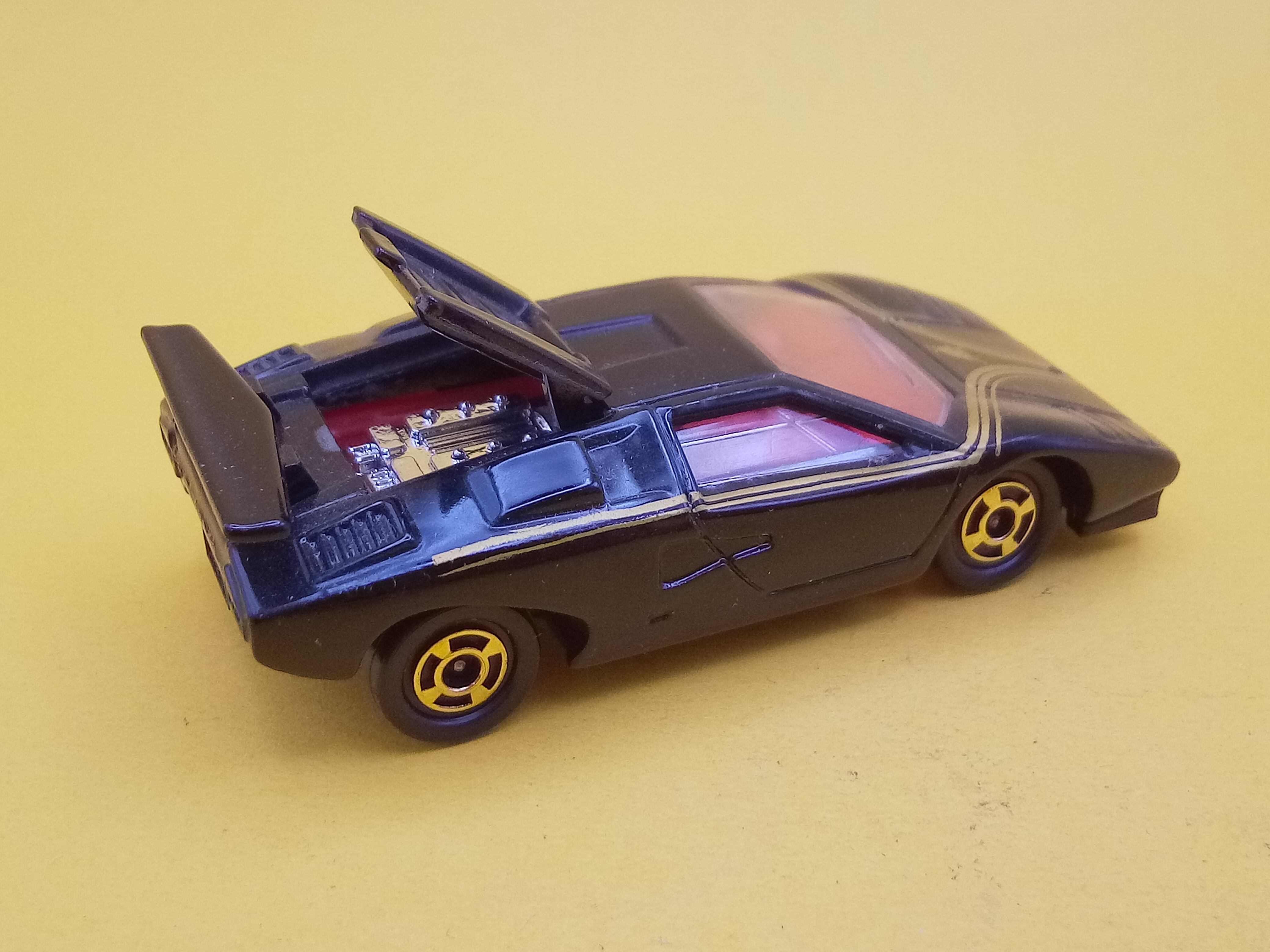 トミカ 外国車シリーズ F50 ランボルギーニ カウンタック LP500S 日本 