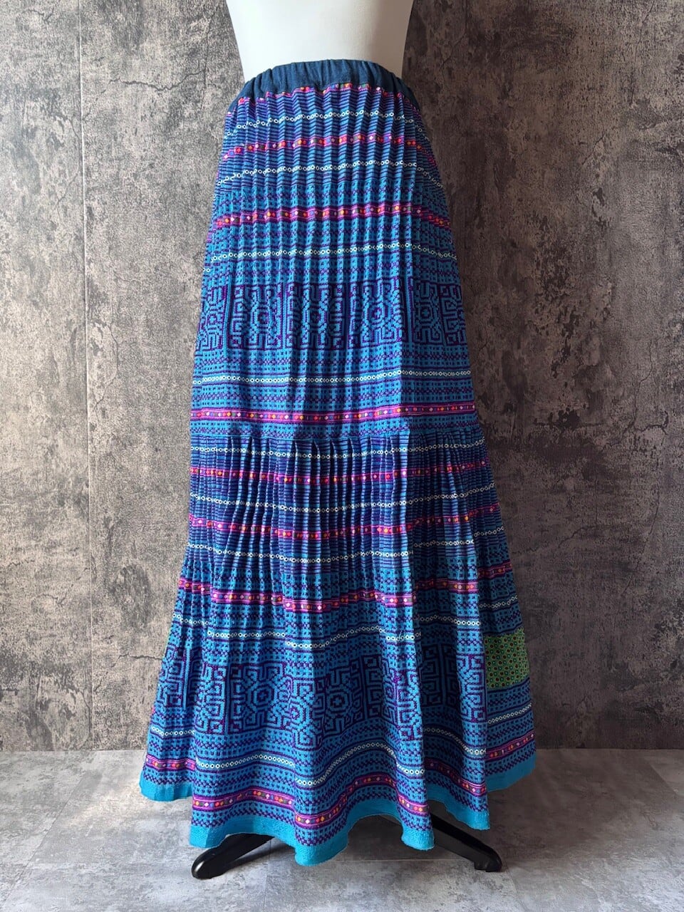 モン族スカート 077 ロング 刺繍 上下組合せタイプ bamiオリジナル