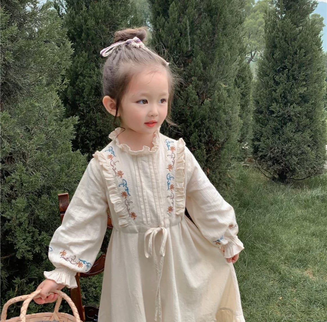刺繍フリルコットンドレス》》》》海外子供服 プチプラ 女の子 ワンピース ナチュラル