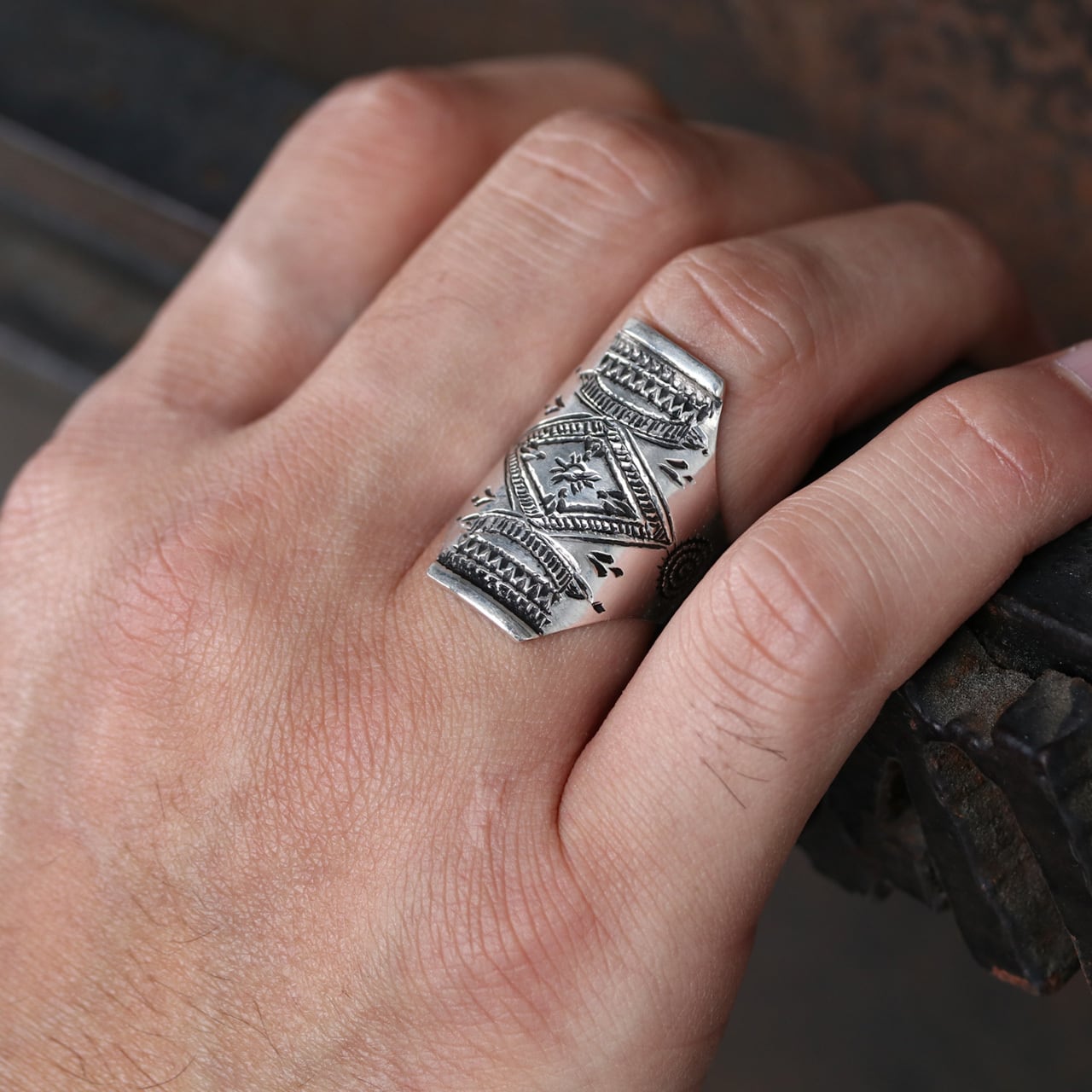 Touareg Silver Jewelry トゥアレグシルバージュエリー SHIELD TYPE