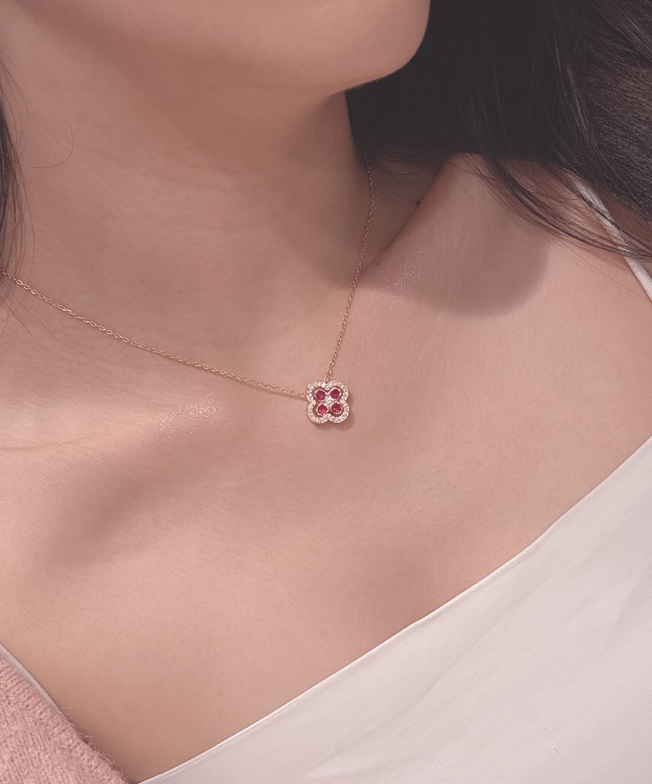 clover flower necklace RED [240] | SASSY ANGEL