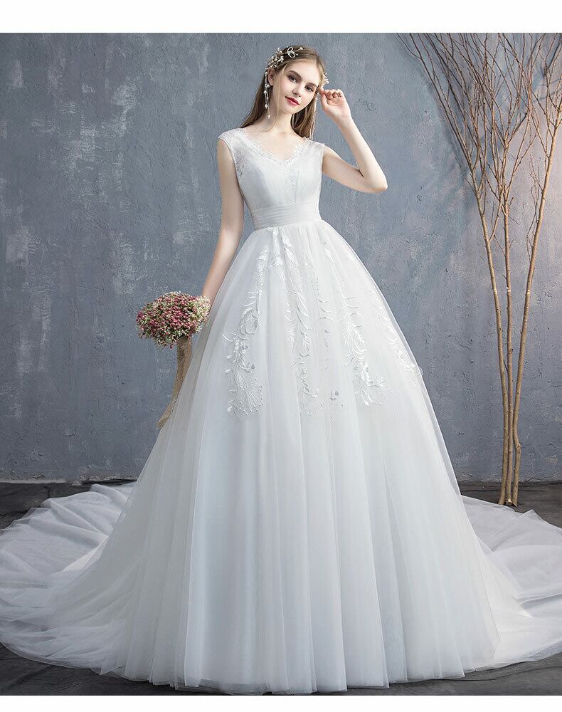 ウエディングドレス ホワイト 上質オーガンジー 繊細レース Vネック V