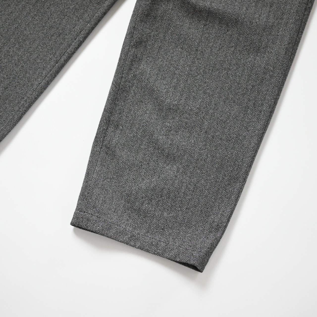 SAYATOMO /  2-Tack Herringbone Wide Slacks